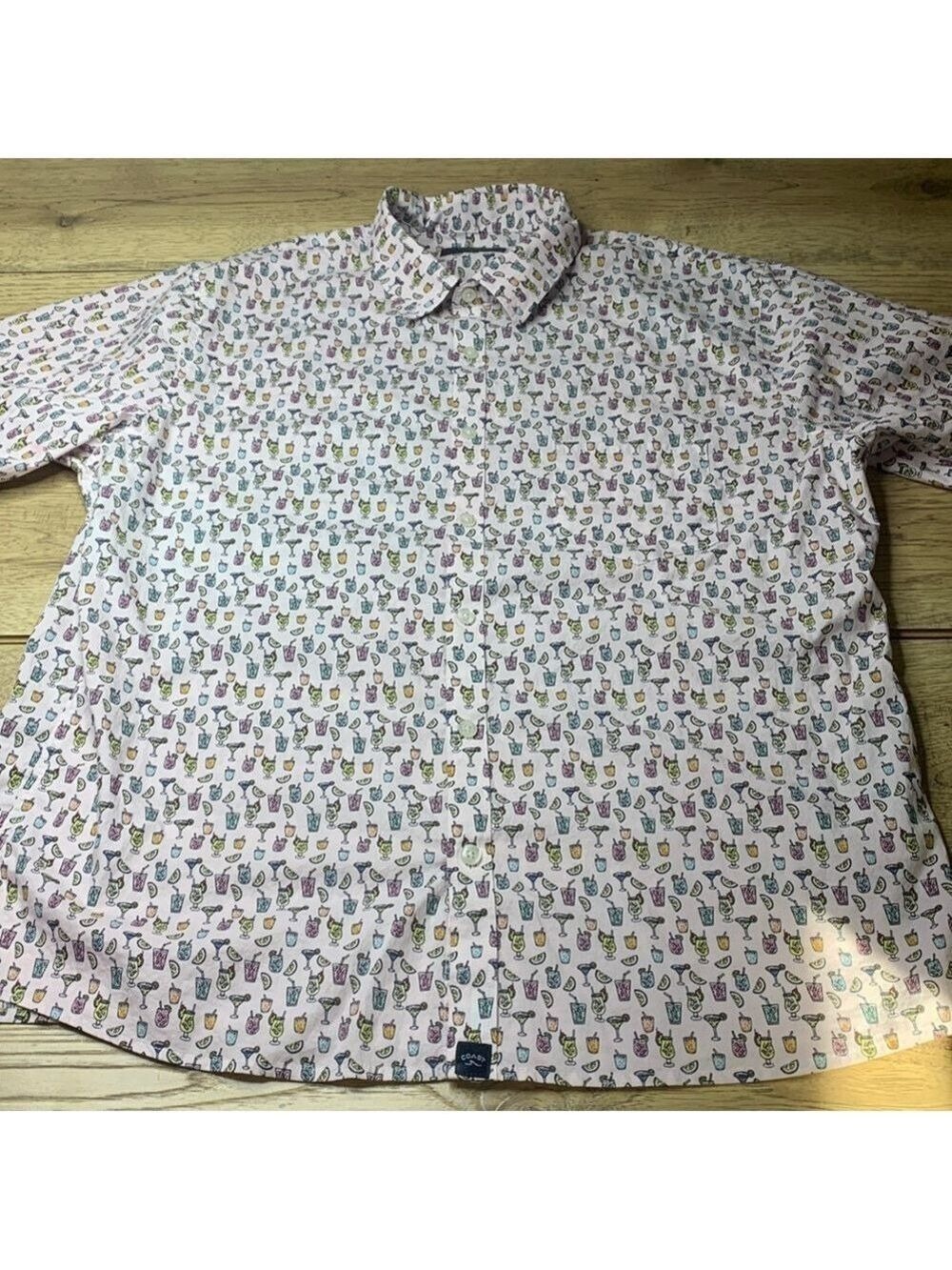 Coast Social Short Sleeve Button Down Shirt Size Large